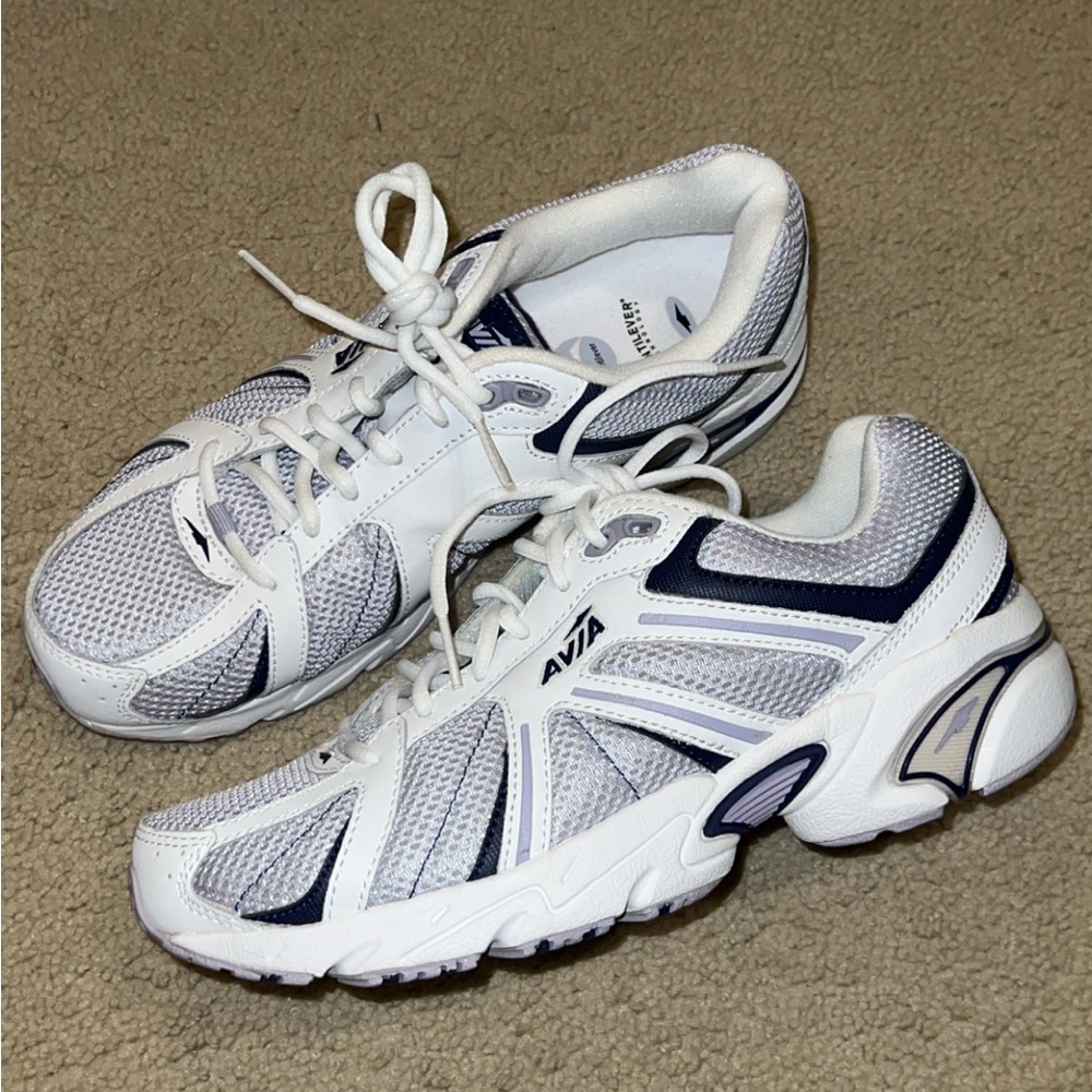 Avia women’s tennis shoes, white, grey, very light purple, size 7